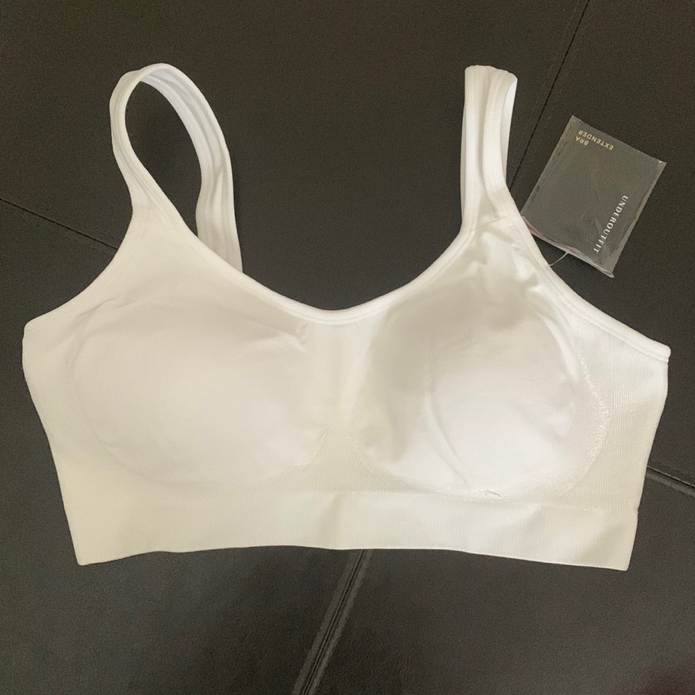 Underoutfit bra-New with tags